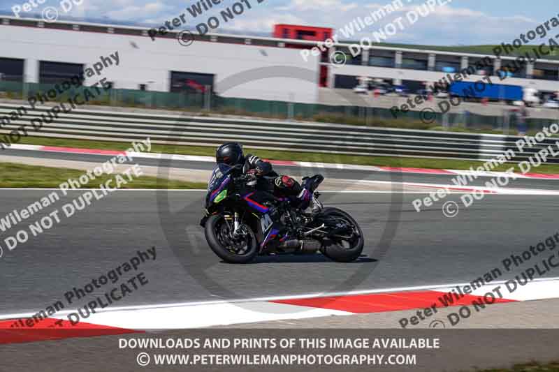 cadwell no limits trackday;cadwell park;cadwell park photographs;cadwell trackday photographs;enduro digital images;event digital images;eventdigitalimages;navarra;no limits trackdays;peter wileman photography;racing digital images;trackday digital images;trackday photos